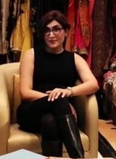 Soniyasingh - Transsexual escort in New Delhi Photo 13 of 14