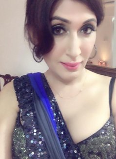 Soniyasingh - Transsexual escort in New Delhi Photo 14 of 14