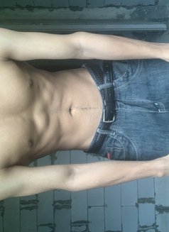 Lucky Guy - Male escort in New Delhi Photo 4 of 11