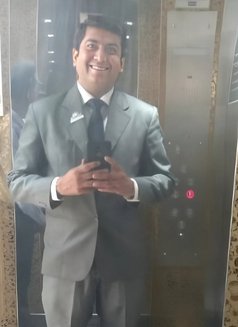 Rishab - Male escort in Bangalore Photo 3 of 3