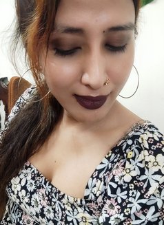 Nia Percy - Transsexual dominatrix in New Delhi Photo 3 of 6