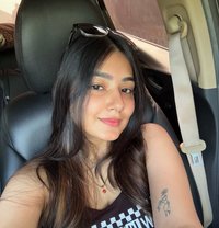 Sanjana Dube real meeting and Cam show - ఎస్కార్ట్ in Bangalore