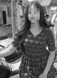 Cam: Meet - escort in Hyderabad Photo 1 of 1