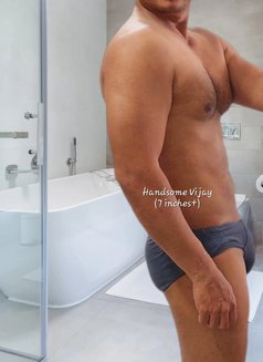 Handsome Vijay (7 Inches+) - Male escort in Ahmedabad Photo 2 of 10