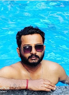 Deep K - Male এস্কর্ট in Bangalore Photo 1 of 1