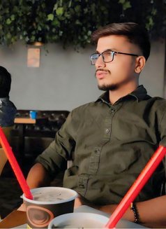 Abhmauu - Male এস্কর্ট in Pune Photo 1 of 2