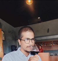 Abhmauu - Male এস্কর্ট in Pune