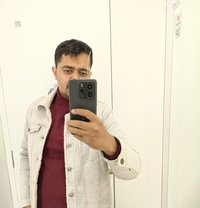 Kolkata's Wild Weekend Escape - Male এস্কর্ট in Kolkata