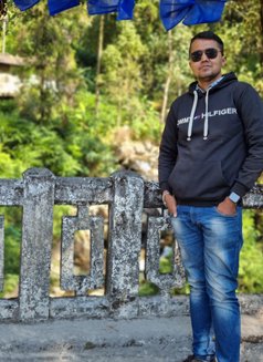 Kolkata's Wild Weekend Escape - Male ఎస్కార్ట్ in Kolkata Photo 3 of 6