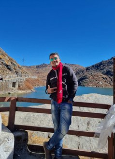 Kolkata's Wild Weekend Escape - Male ఎస్కార్ట్ in Kolkata Photo 6 of 6