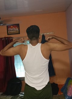 Rahul Massage Service - Male escort in Mumbai Photo 2 of 3