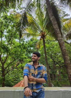 Jay - Male escort in Mumbai Photo 3 of 12