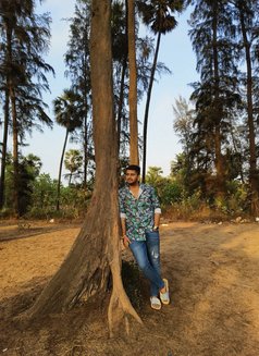 Jay - Male escort in Mumbai Photo 5 of 12