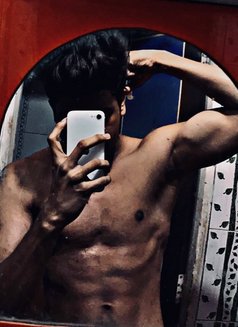 Atti - Male எஸ்கார்ட் in Mumbai Photo 4 of 5