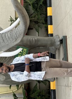 Anshjasiwal - Male escort in New Delhi Photo 3 of 4