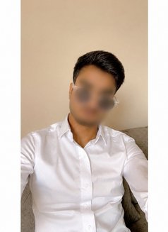 Krish - Male escort in Mumbai Photo 1 of 3