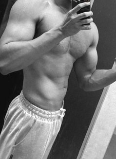 Rahul - Male escort in Kolkata Photo 5 of 6