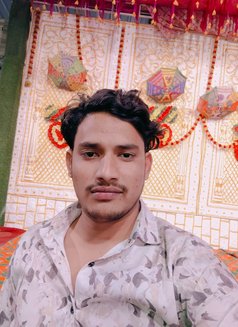 Moshin Khan - Male escort in Noida Photo 6 of 6