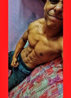 Honey Bee - Male escort in Kolkata Photo 4 of 10