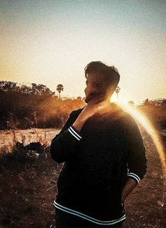 Zel - Male escort in Mumbai Photo 9 of 13