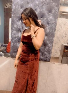 Nisha Enjoy B2 B Nude Sex & Spa - এস্কর্ট in New Delhi Photo 4 of 6