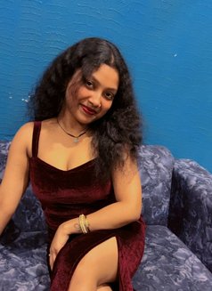 Nisha Enjoy B2 B Nude Sex & Spa - এস্কর্ট in New Delhi Photo 2 of 6