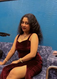 Nisha Enjoy B2 B Nude Sex & Spa - এস্কর্ট in New Delhi Photo 3 of 6