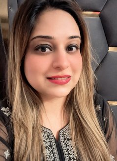 Rashika - escort in Pune Photo 3 of 6