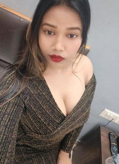 HIGH PROFILE INDEPENDENT ESCORT DOORSTOP - एस्कॉर्ट in Bangalore Photo 4 of 8