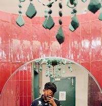 Ronny, 23 - Male எஸ்கார்ட் in Mumbai Photo 1 of 2