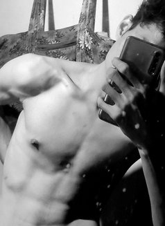 Mx Ron - Male एस्कॉर्ट in Nashik Photo 1 of 2