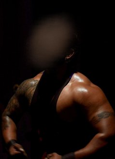 Sidharth the Bull - Male escort in Mumbai Photo 4 of 6