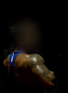 Sidharth the Bull - Male escort in Mumbai Photo 5 of 6