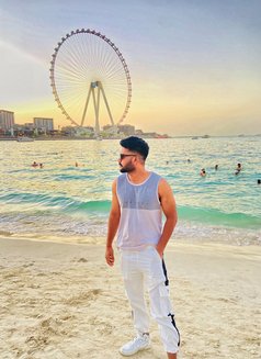 Sam - Male escort in New Delhi Photo 1 of 3