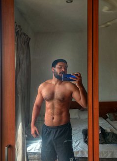 Sam - Male escort in New Delhi Photo 3 of 3