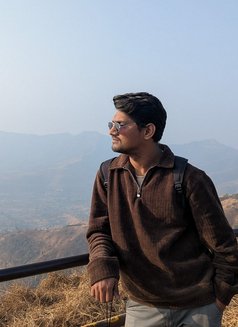 Bunny - Male escort in Pune Photo 4 of 10