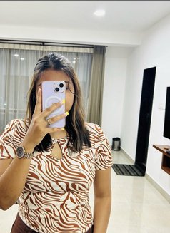 Damola - escort in Kolkata Photo 1 of 2