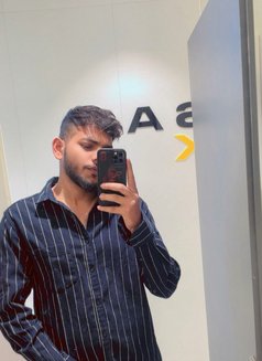 Stark - Male एस्कॉर्ट in Noida Photo 3 of 7