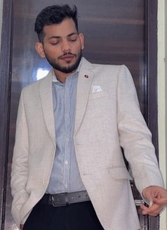 Stark - Male एस्कॉर्ट in Noida Photo 5 of 7