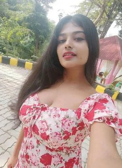 Piya Cam Show Real Meet - escort in Chennai Photo 1 of 1