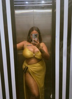 Dominareena - escort in Noida Photo 1 of 14