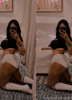 Dominareena - escort in Noida Photo 2 of 14