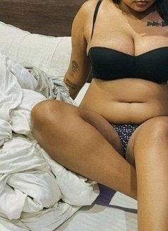 Dominareena - escort in Noida Photo 6 of 14