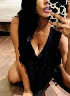 Dominareena - escort in Noida Photo 7 of 14