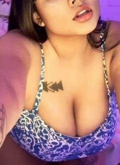 Dominareena - escort in Noida Photo 11 of 14