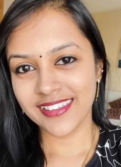 Madhu Married Ladies - escort in Chennai Photo 2 of 3