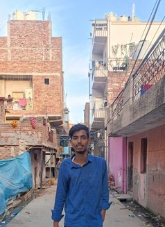 Piyush11qqq - Male escort in New Delhi Photo 2 of 3