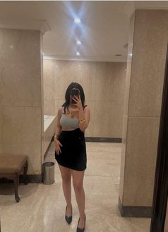 Disha - एस्कॉर्ट in New Delhi Photo 2 of 6