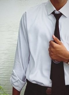 Hardik - Male ఎస్కార్ట్ in Gurgaon Photo 1 of 1