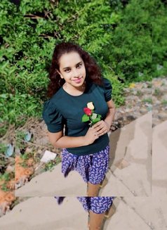 Trans Chennai Lotus - Transsexual escort in Chennai Photo 3 of 3